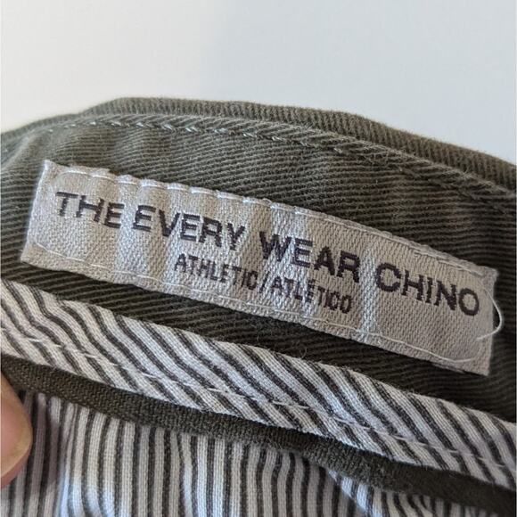 4/$20 Goodfellow & Co Olive Green The Every Wear Chino Athletic Fit 34W 30L - Picture 6 of 8